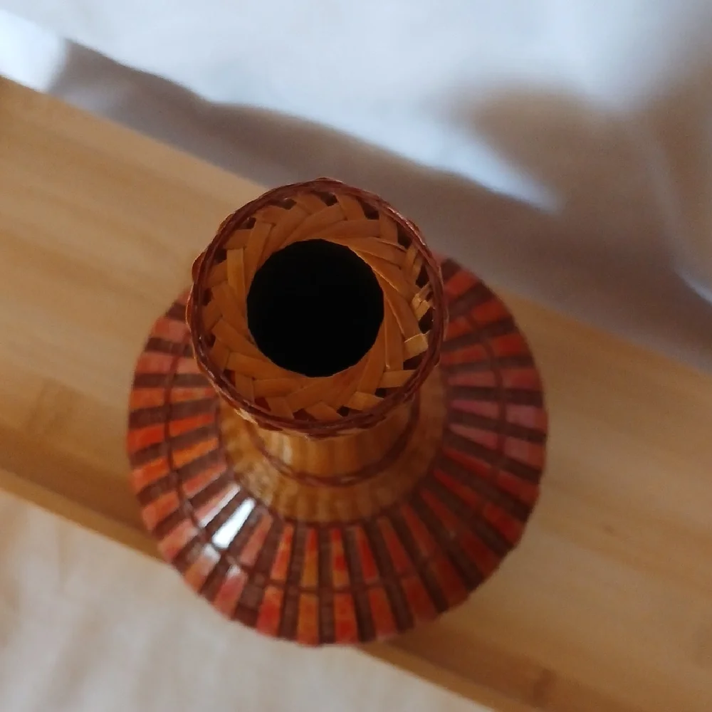VTG Peoples Rep of China Woven AsianZhejiang Handicrafts Vase
